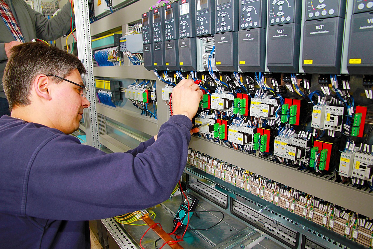 2024澳門天天開好彩大全第65期電氣自動化以后的職業(yè)發(fā)展方向與就業(yè)前景，電氣自動化職業(yè)發(fā)展方向與就業(yè)前景展望，澳門未來趨勢解析第65期