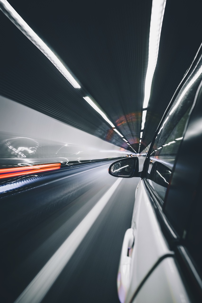 智能科技新星，車載超大顯示屏革新交通出行體驗(yàn)