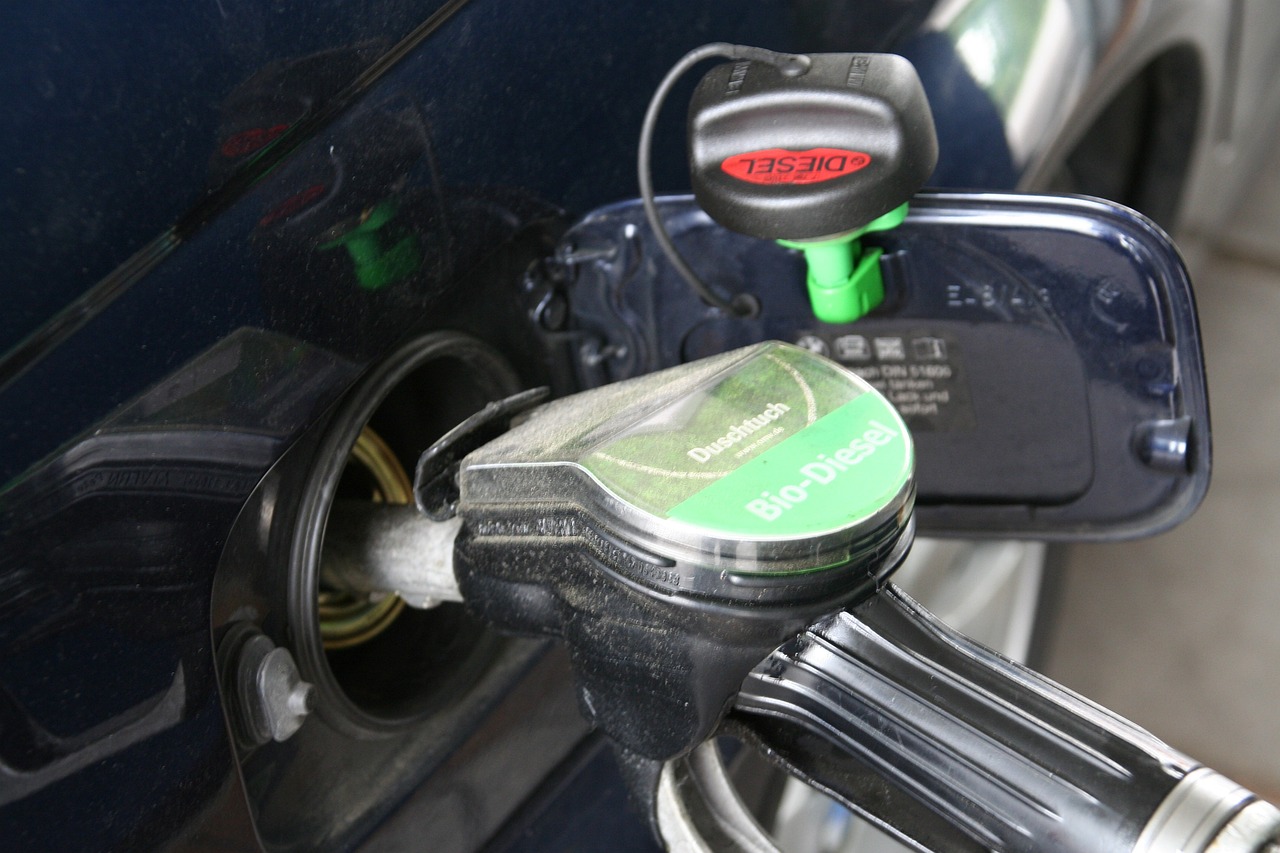 新車開幾年報廢的補貼政策解析