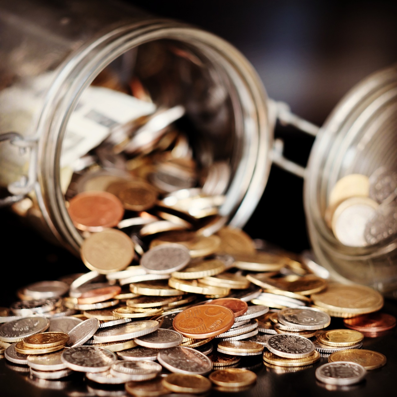 鉑金投資，當(dāng)前是否適宜購買及價格考量分析